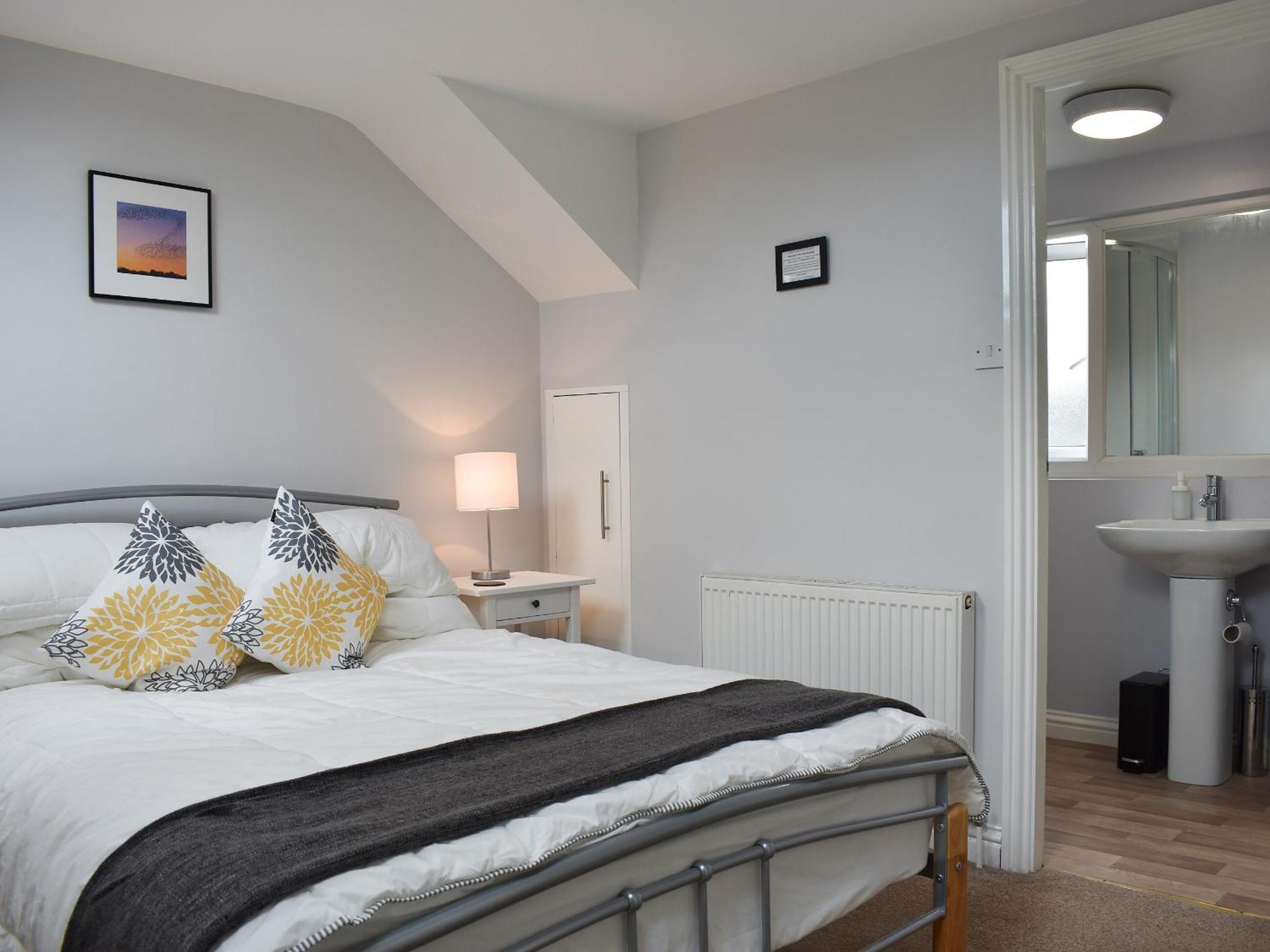 Windy Dales Cottage Скиптън Екстериор снимка